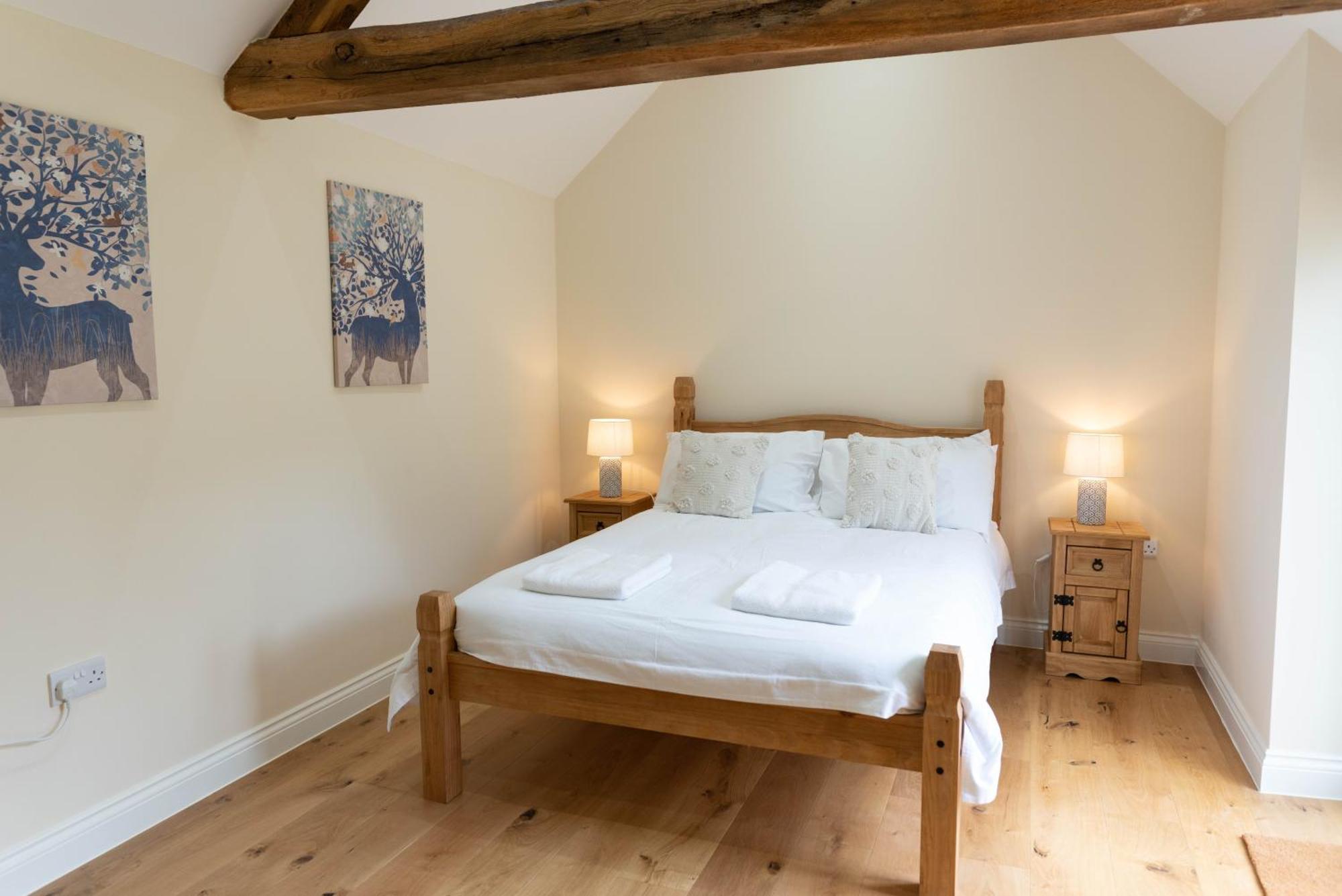 Lovely 1-bed & Bathroom In Converted Barn Near Newark Show-ground * Stapleford (Lincolnshire)